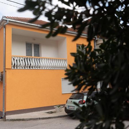 On Point Apartment Mostar Exterior photo